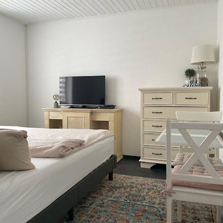 Einliegerwohnung In Taunusstein Bleidenstadt Bagian luar foto